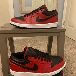 Air Jordan 1 Low Bred
